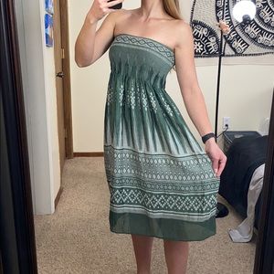 Green white geometric print stretchy skirt / dress